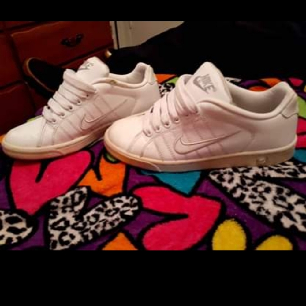 Womens Nikes
